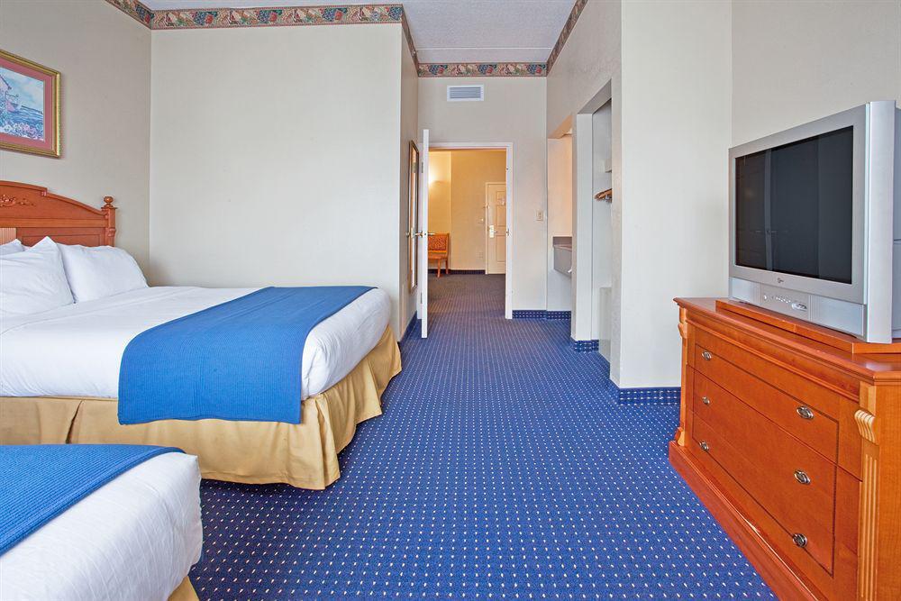 Georgetown Savannah Gateway Hotel & Suites חדר תמונה