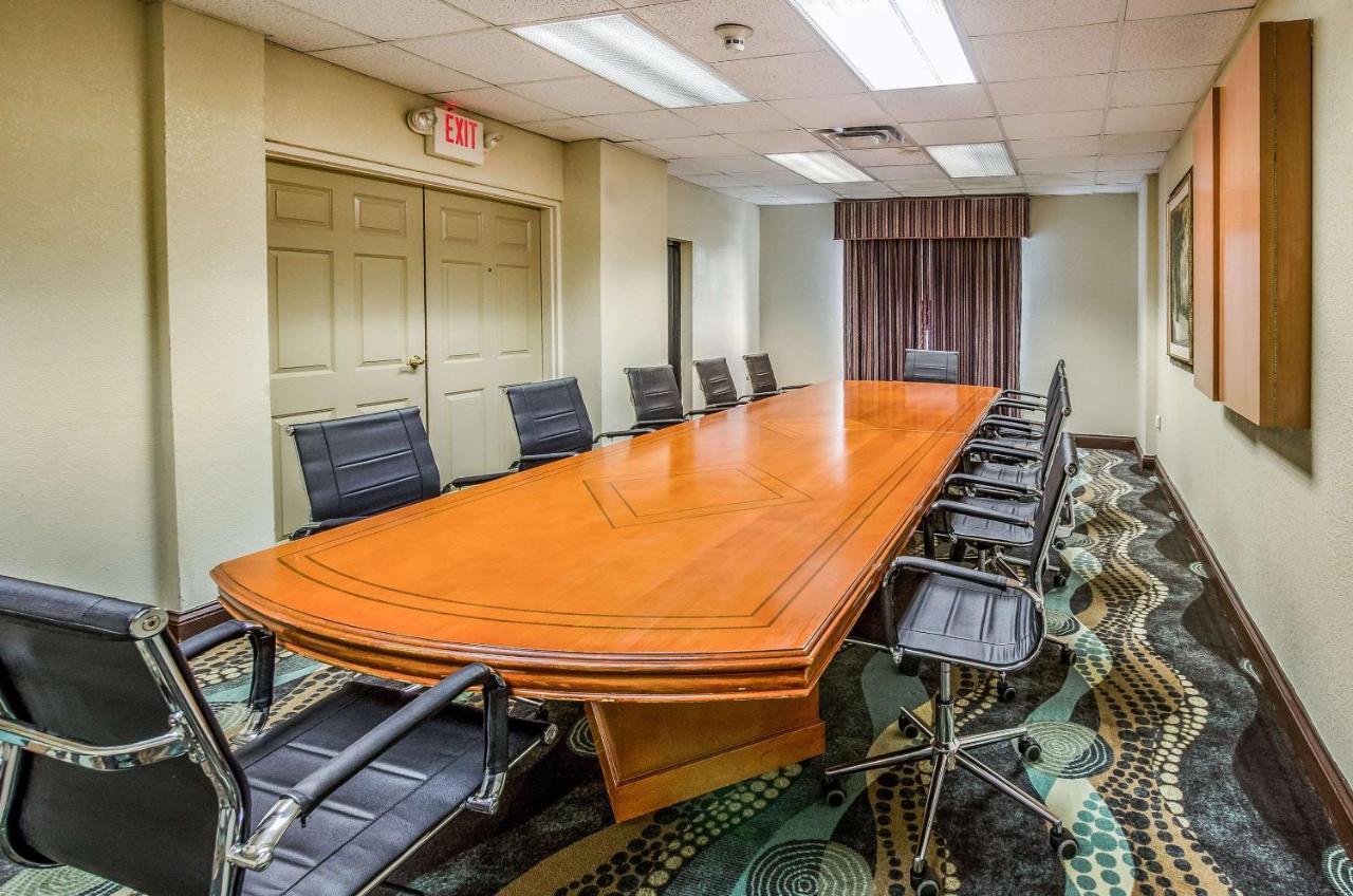 Georgetown Savannah Gateway Hotel & Suites מראה חיצוני תמונה