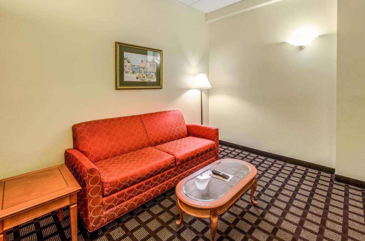 Georgetown Savannah Gateway Hotel & Suites מראה חיצוני תמונה